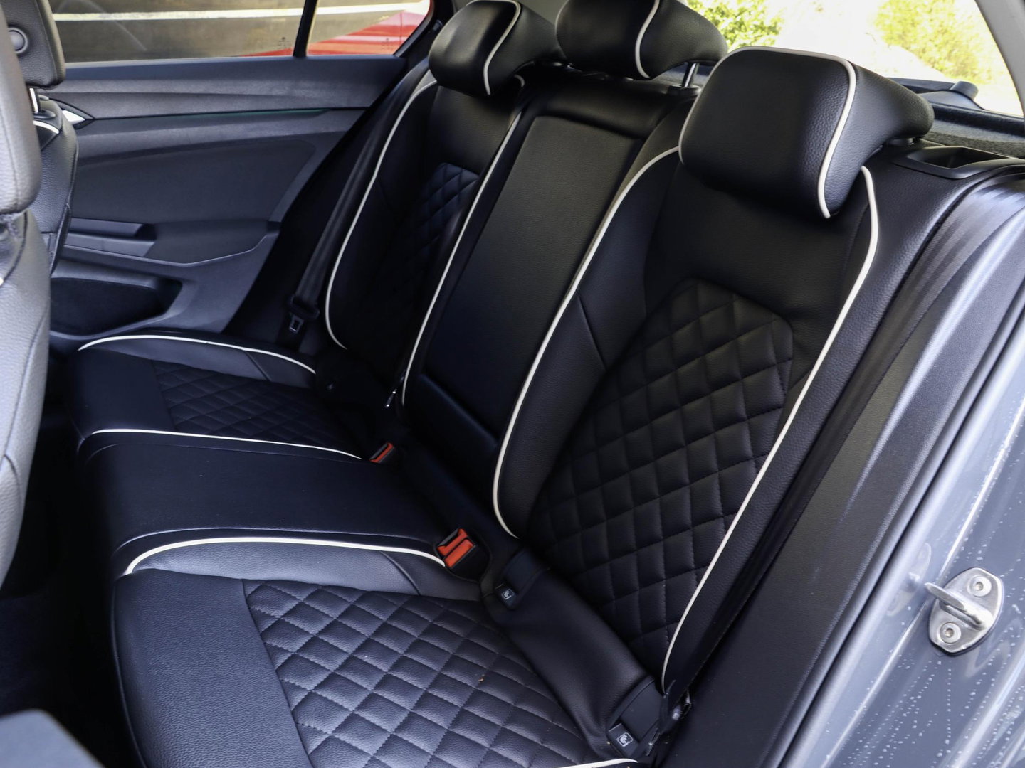 Volkswagen Golf 1.5 TSI Highline 150pk | Leder | 51.013km!