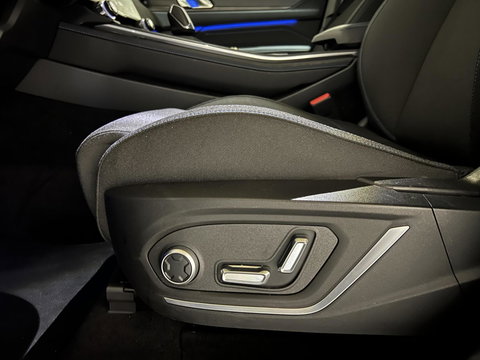 Lynk & Co 01 1.5 Plug-in Black Edition Sfeerver. 360° NAP