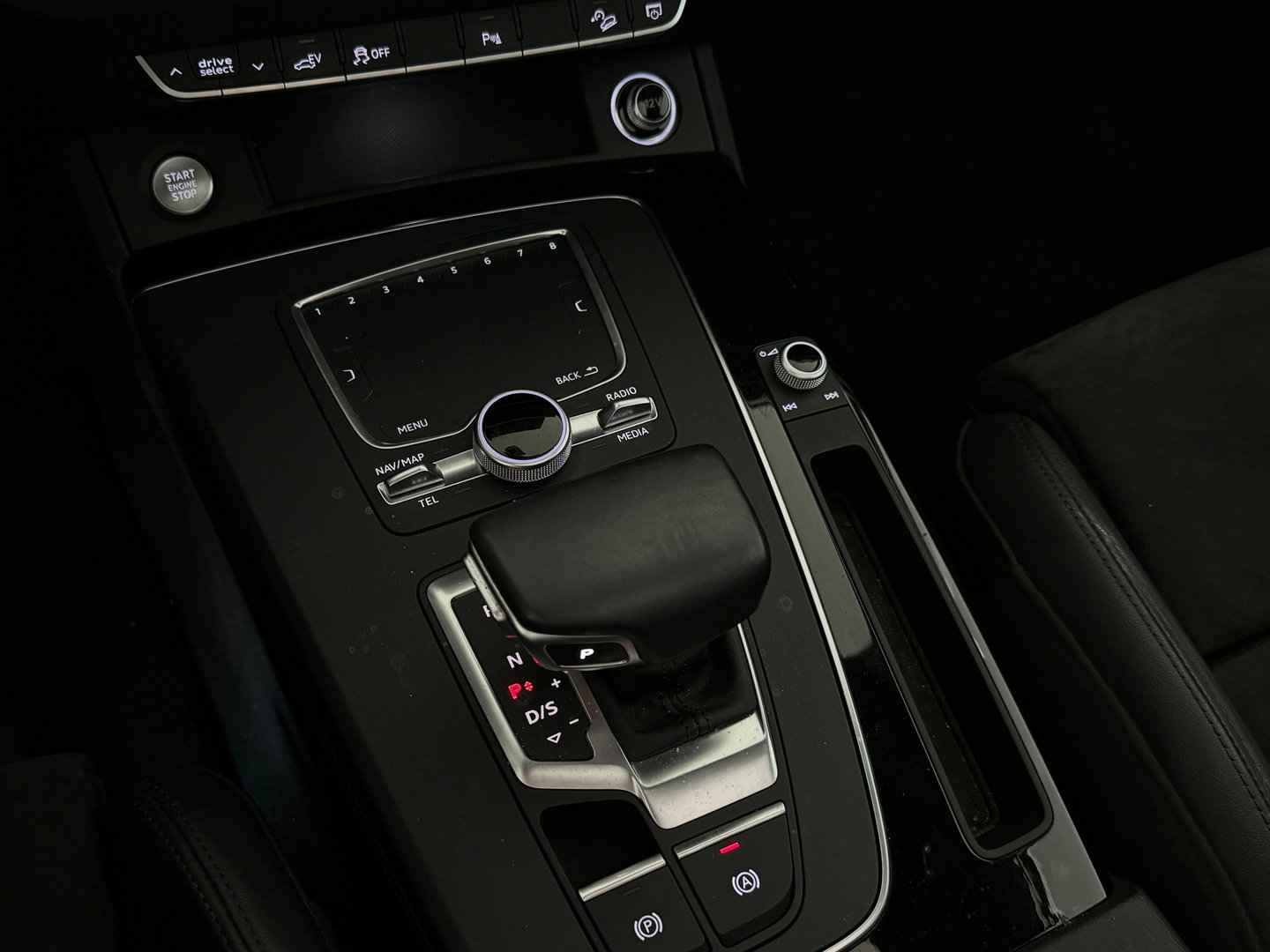 Audi Q5 50 TFSI e quattro Pro Line Pano|Luchtvering|Trekhaak