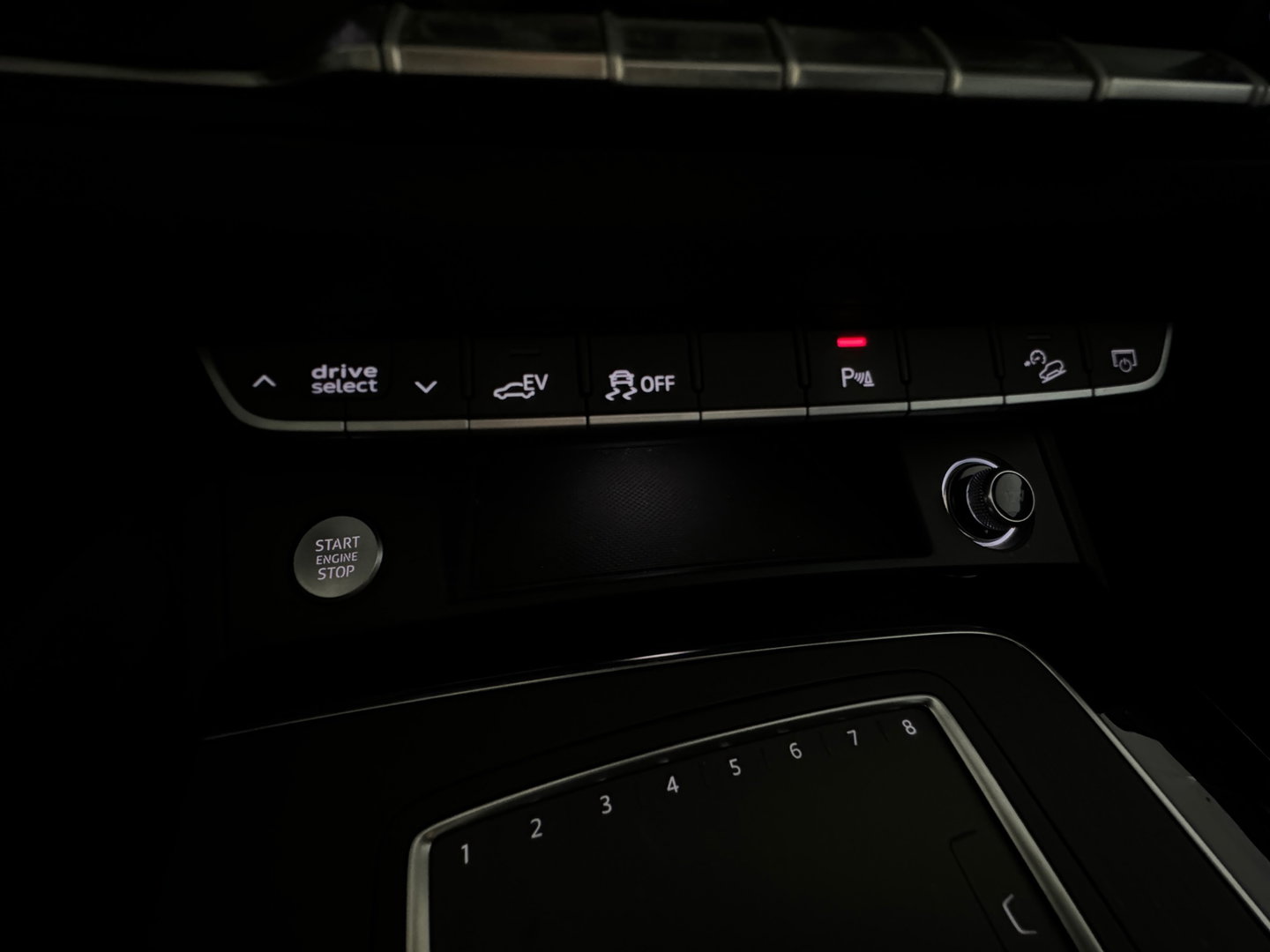 Audi Q5 50 TFSI e quattro Pro Line Pano|Luchtvering|Trekhaak