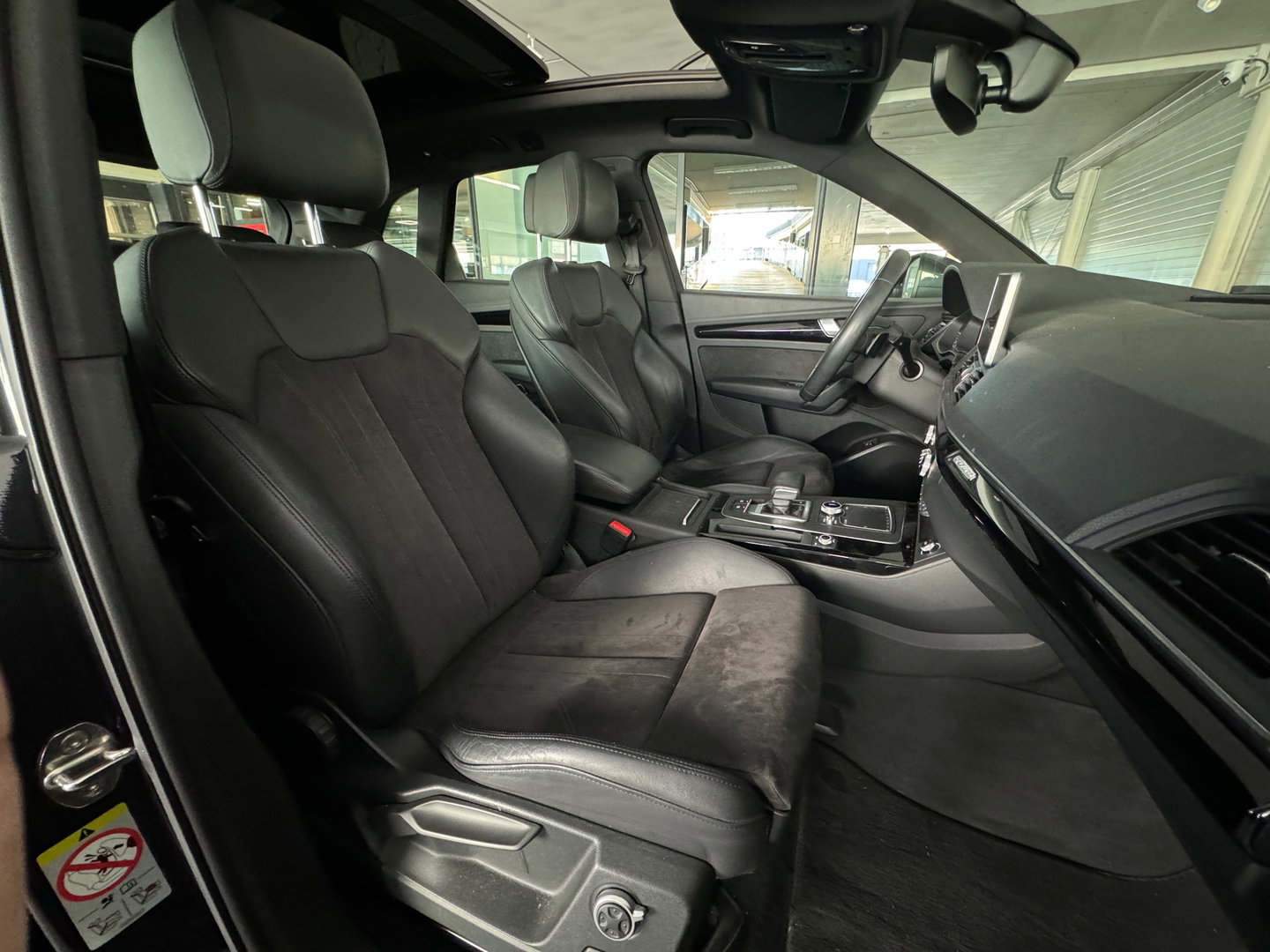 Audi Q5 50 TFSI e quattro Pro Line Pano|Luchtvering|Trekhaak