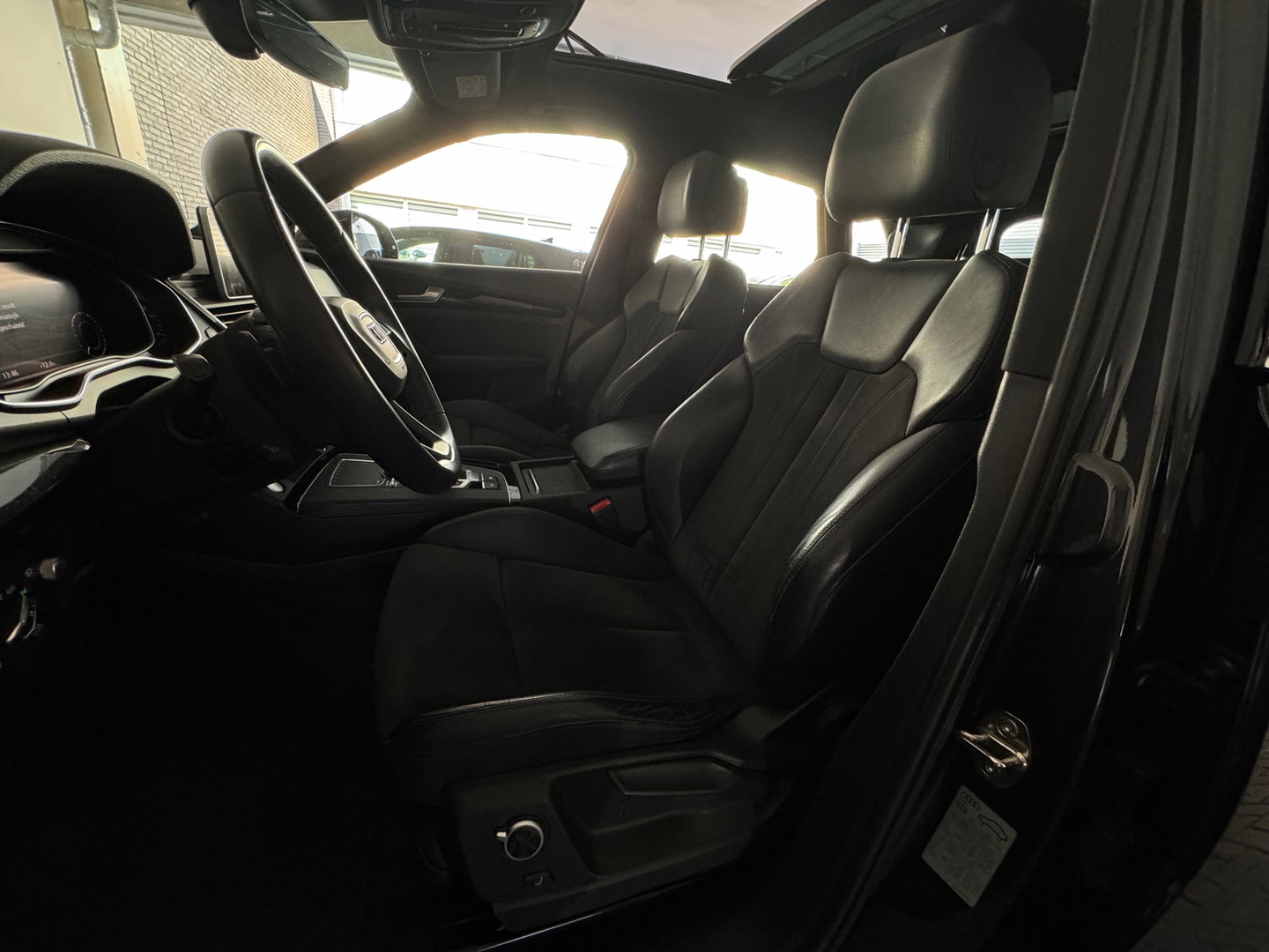 Audi Q5 50 TFSI e quattro Pro Line Pano|Luchtvering|Trekhaak