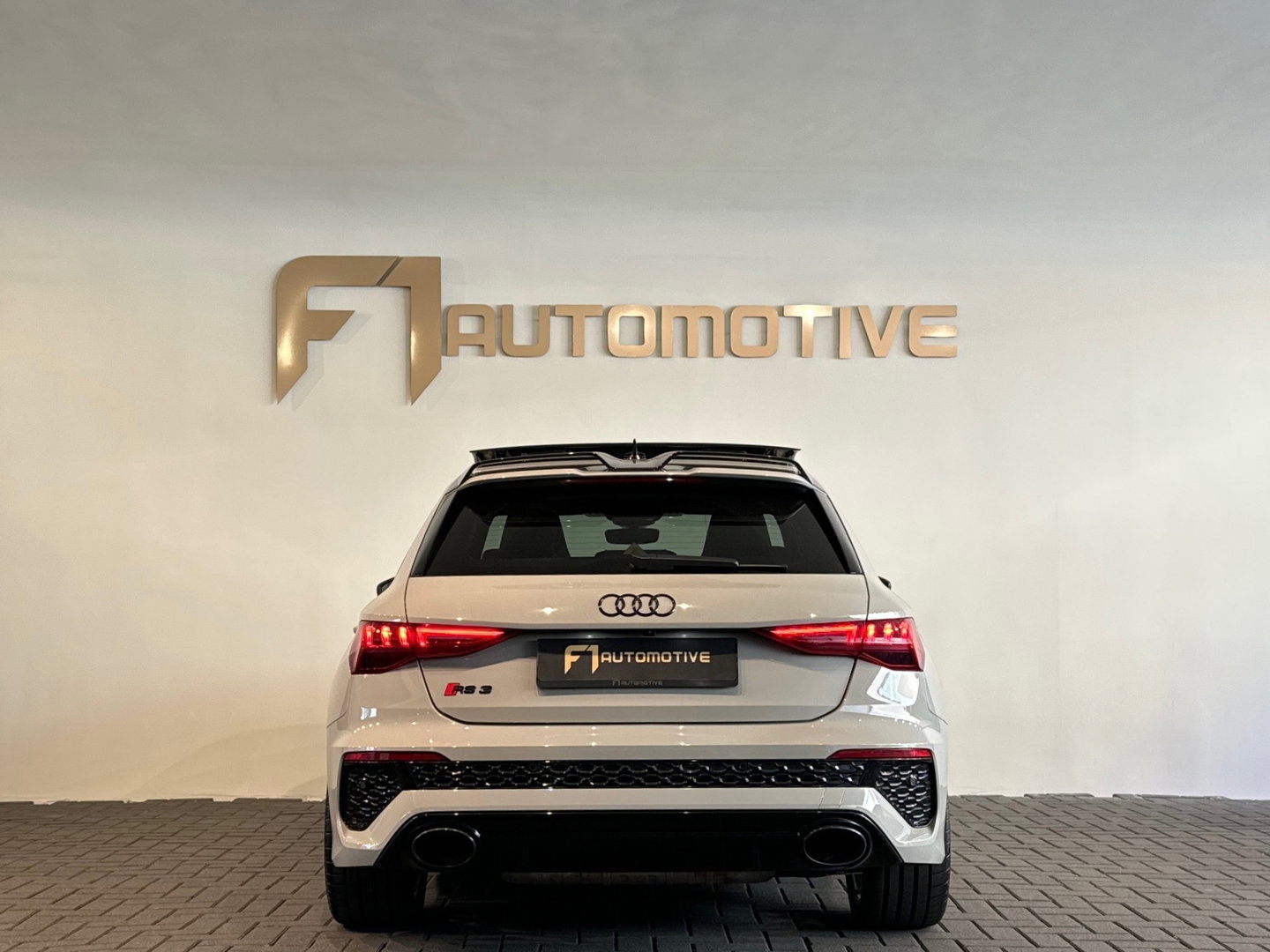 Audi RS3 Sportback 2.5 TFSI quattro Pano|Ceramic|HuD|B&O|VOL