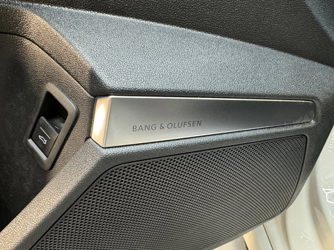 Audi RS3 Sportback 2.5 TFSI quattro Pano|Ceramic|HuD|B&O|VOL