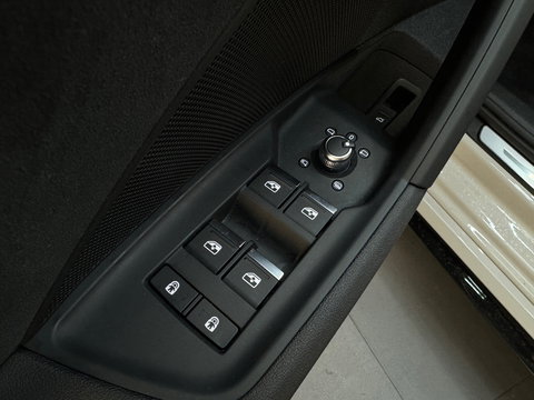 Audi RS3 Sportback 2.5 TFSI quattro Pano|Ceramic|HuD|B&O|VOL