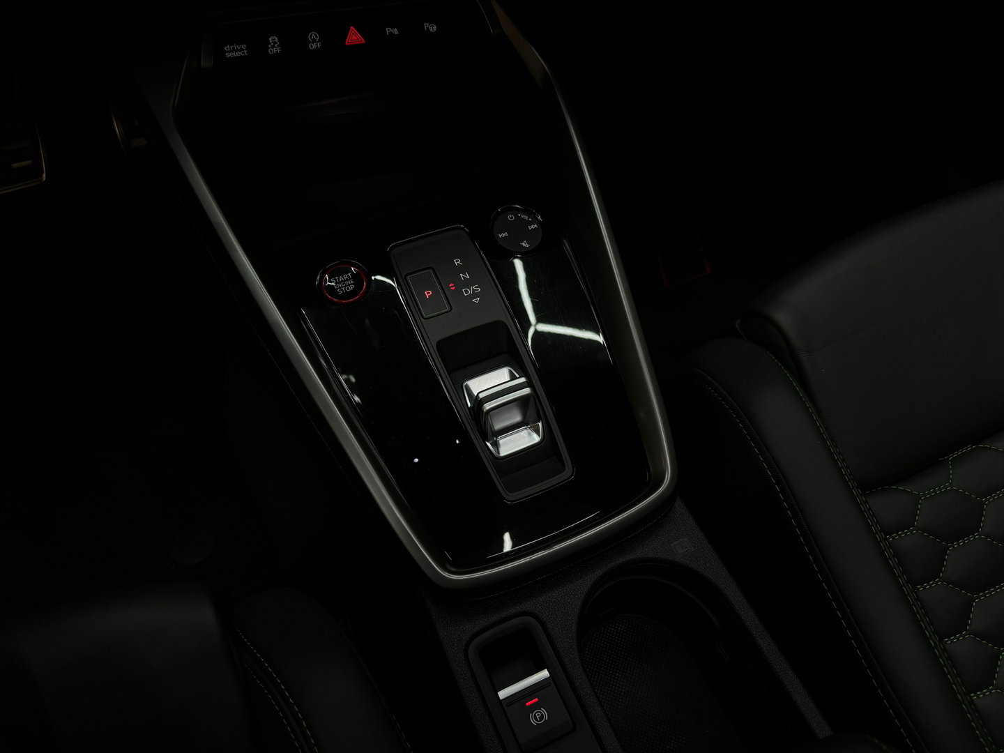 Audi RS3 Sportback 2.5 TFSI quattro Pano|Ceramic|HuD|B&O|VOL