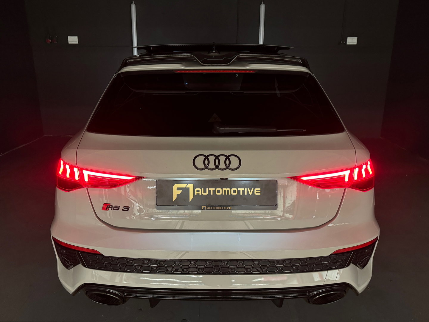 Audi RS3 Sportback 2.5 TFSI quattro Pano|Ceramic|HuD|B&O|VOL