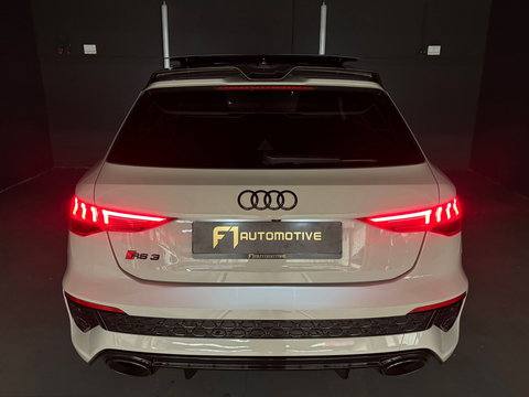 Audi RS3 Sportback 2.5 TFSI quattro Pano|Ceramic|HuD|B&O|VOL