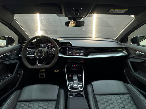 Audi RS3 Sportback 2.5 TFSI quattro Pano|Ceramic|HuD|B&O|VOL