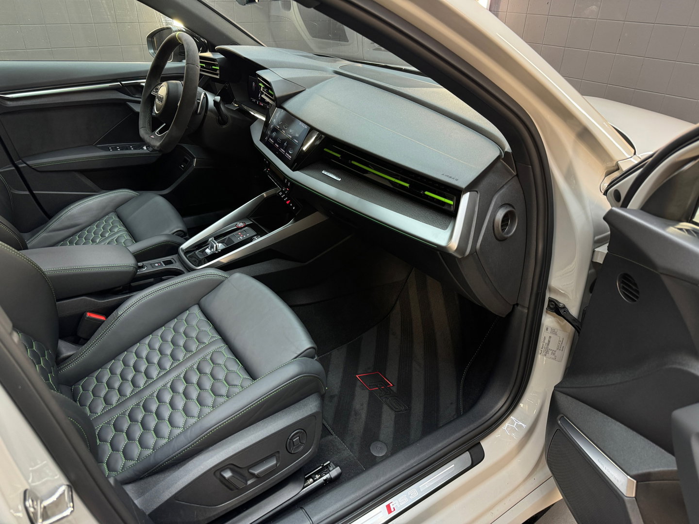 Audi RS3 Sportback 2.5 TFSI quattro Pano|Ceramic|HuD|B&O|VOL