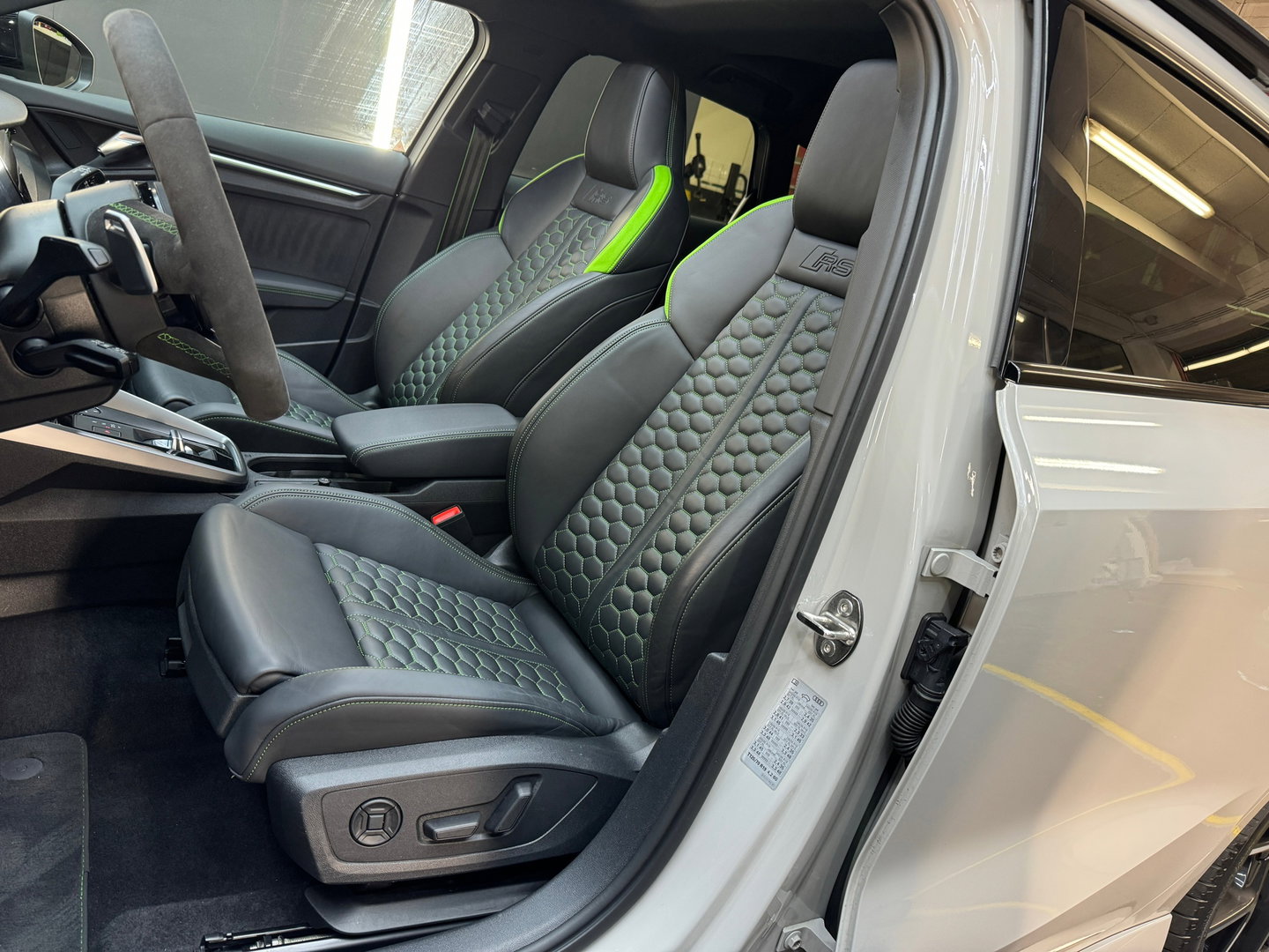 Audi RS3 Sportback 2.5 TFSI quattro Pano|Ceramic|HuD|B&O|VOL