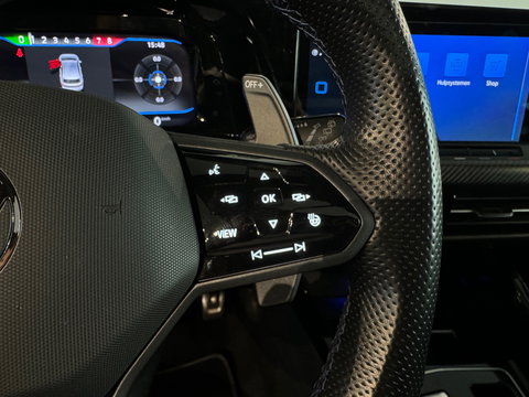 Volkswagen Golf 2.0 TSI R 4M Performance 20 Jahre Pano|Akra