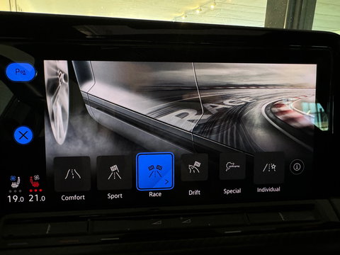 Volkswagen Golf 2.0 TSI R 4M Performance 20 Jahre Pano|Akra