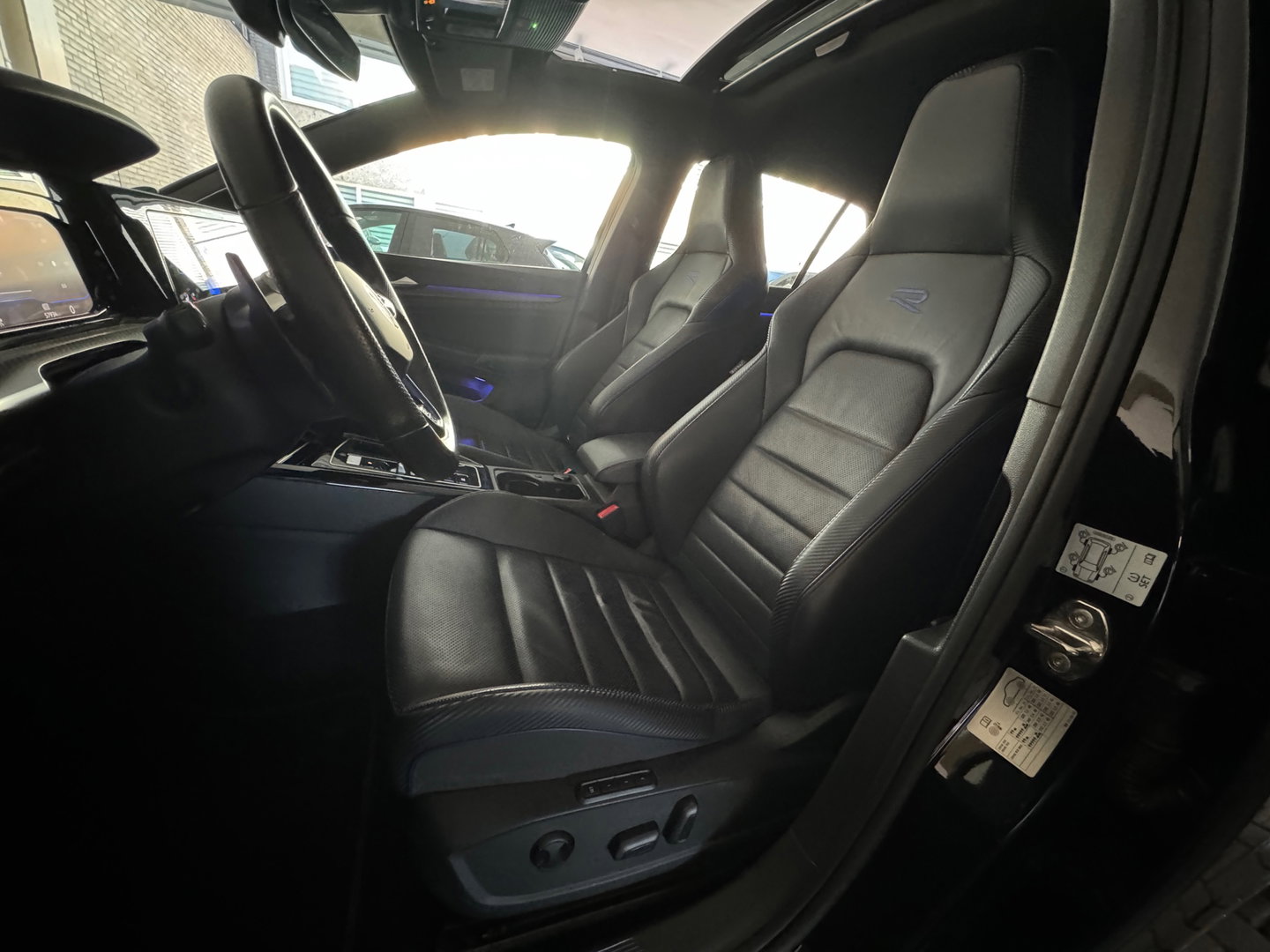 Volkswagen Golf 2.0 TSI R 4M Performance 20 Jahre Pano|Akra