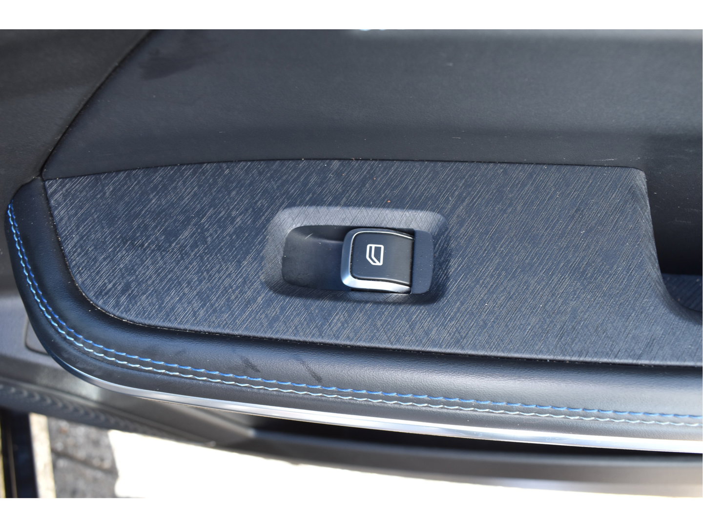 Lynk & Co 01 1.5 BOEKJES,NAP EN ONDERHOUDSHISTORIE , BLACK PAKKET