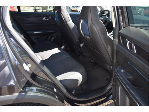 Lynk & Co 01 1.5 BOEKJES,NAP EN ONDERHOUDSHISTORIE , BLACK PAKKET