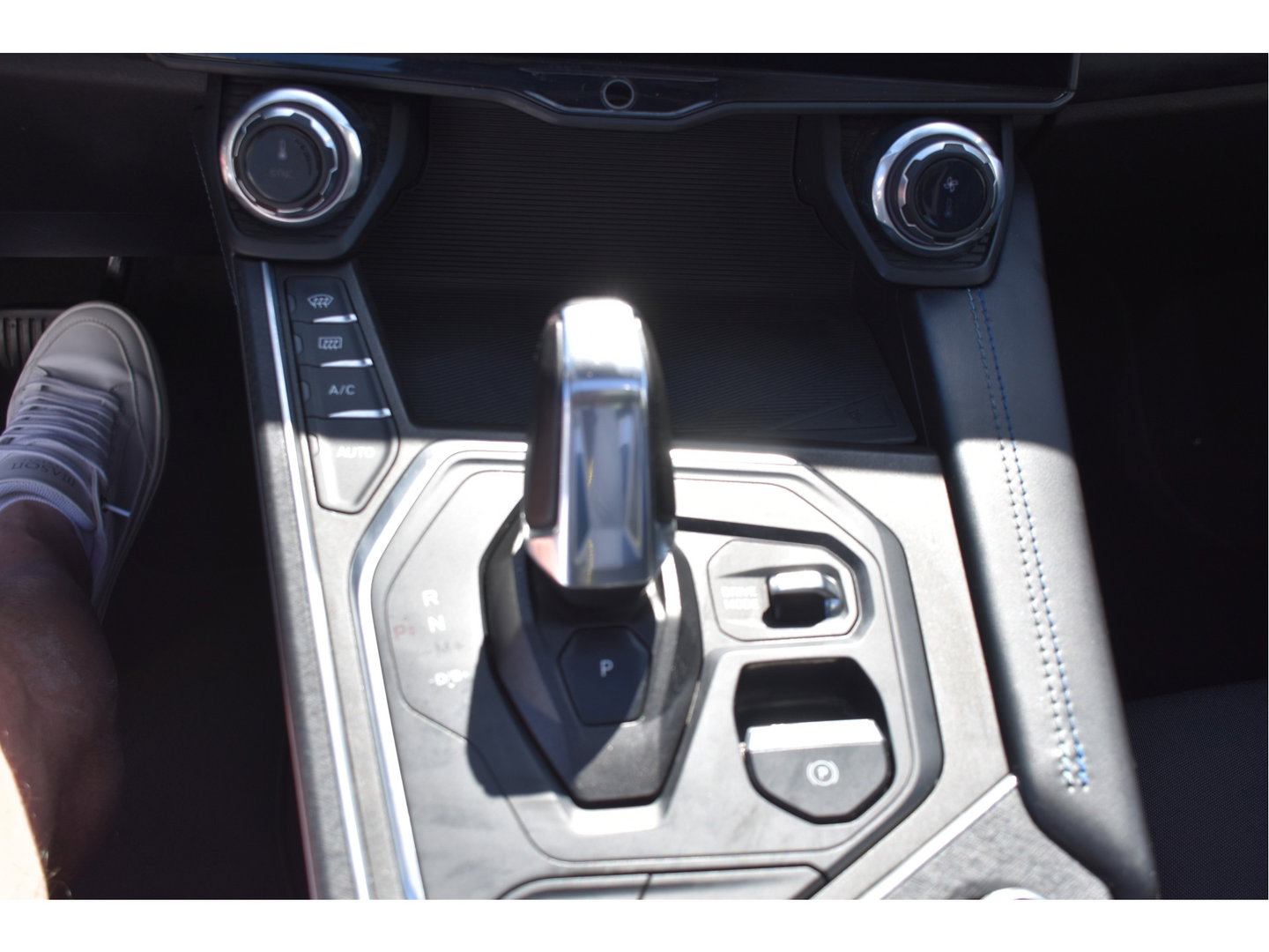 Lynk & Co 01 1.5 BOEKJES,NAP EN ONDERHOUDSHISTORIE , BLACK PAKKET