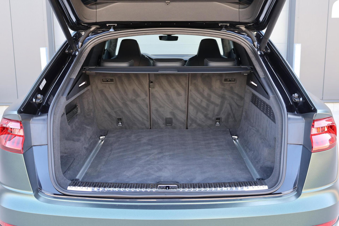 Audi SQ8 4.0 TDI TRI-TURBO Quattro ABT - 520HP/970NM / Full ABT-Sportpakket / 23'' / Softclose / 360 Camera