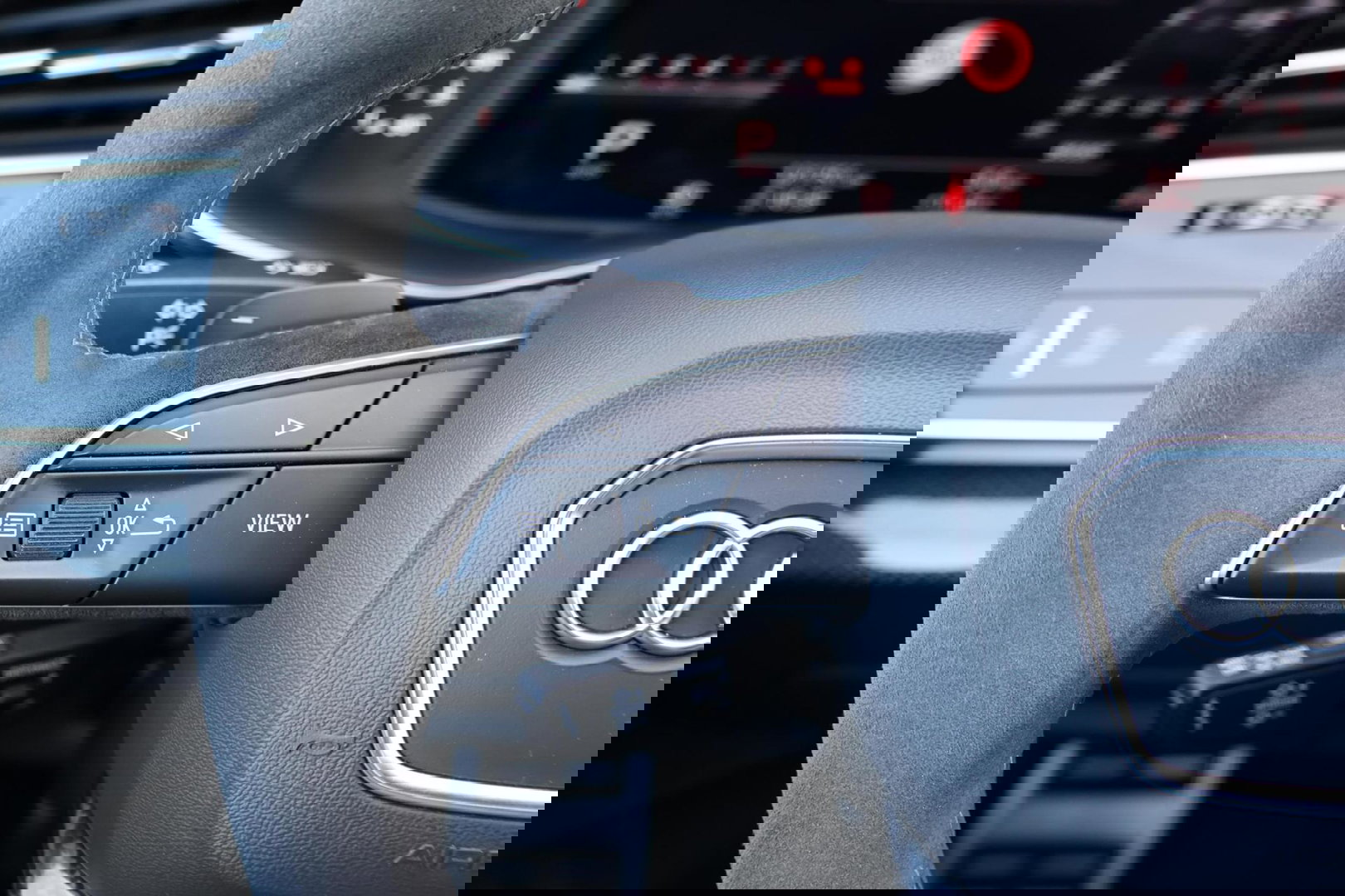 Audi SQ8 4.0 TDI TRI-TURBO Quattro ABT - 520HP/970NM / Full ABT-Sportpakket / 23'' / Softclose / 360 Camera