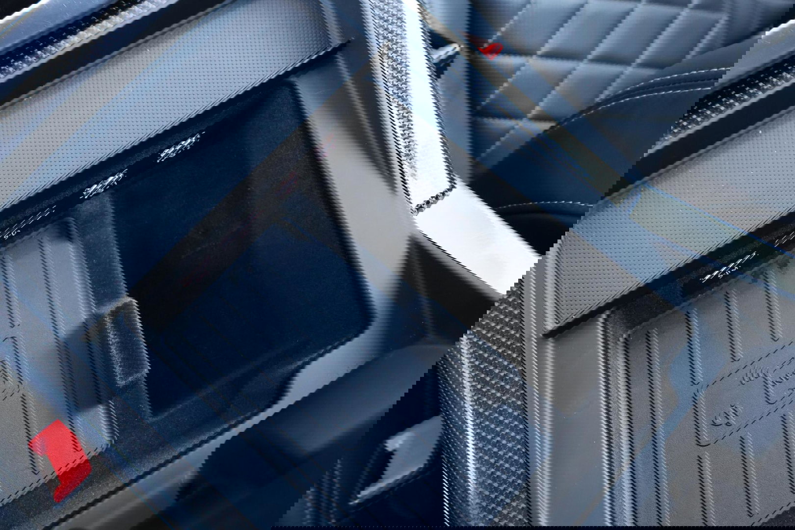 Audi SQ8 4.0 TDI TRI-TURBO Quattro ABT - 520HP/970NM / Full ABT-Sportpakket / 23'' / Softclose / 360 Camera