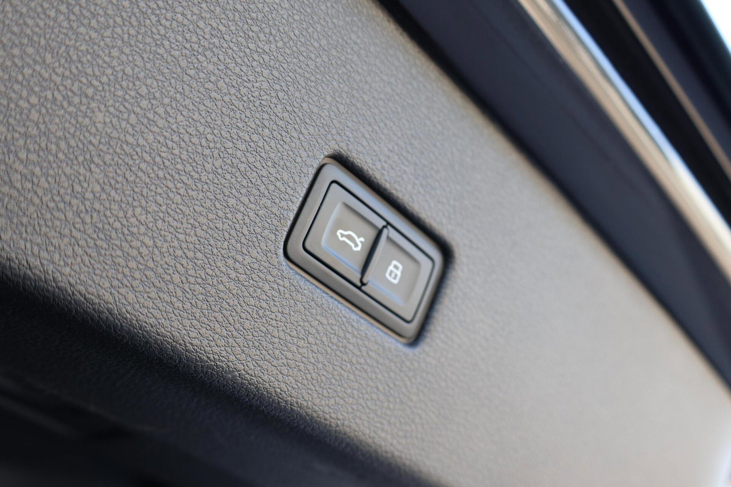 Audi SQ8 4.0 TDI TRI-TURBO Quattro ABT - 520HP/970NM / Full ABT-Sportpakket / 23'' / Softclose / 360 Camera