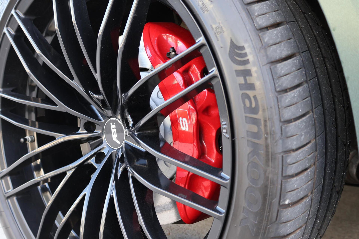 Audi SQ8 4.0 TDI TRI-TURBO Quattro ABT - 520HP/970NM / Full ABT-Sportpakket / 23'' / Softclose / 360 Camera