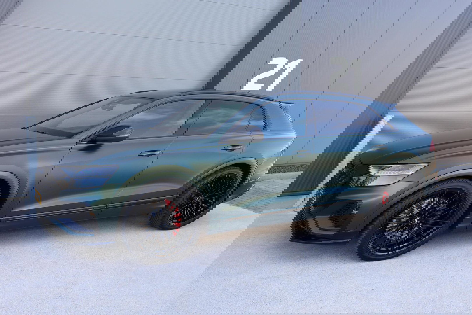 Audi SQ8 4.0 TDI TRI-TURBO Quattro ABT - 520HP/970NM / Full ABT-Sportpakket / 23'' / Softclose / 360 Camera