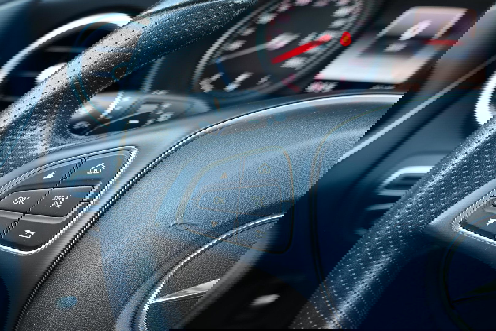 Mercedes-Benz C-Klasse Estate 220 CDI Premium Plus / Panoramadak / Elek. Trekhaak / Dealer onderhouden / BTW Auto