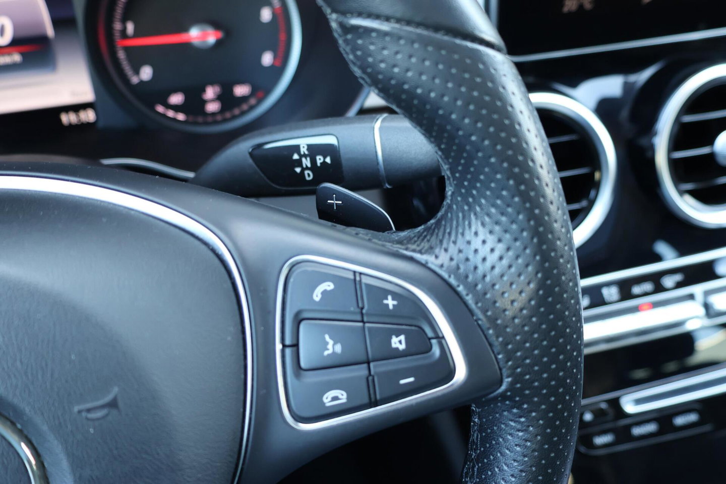 Mercedes-Benz C-Klasse Estate 220 CDI Premium Plus / Panoramadak / Elek. Trekhaak / Dealer onderhouden / BTW Auto