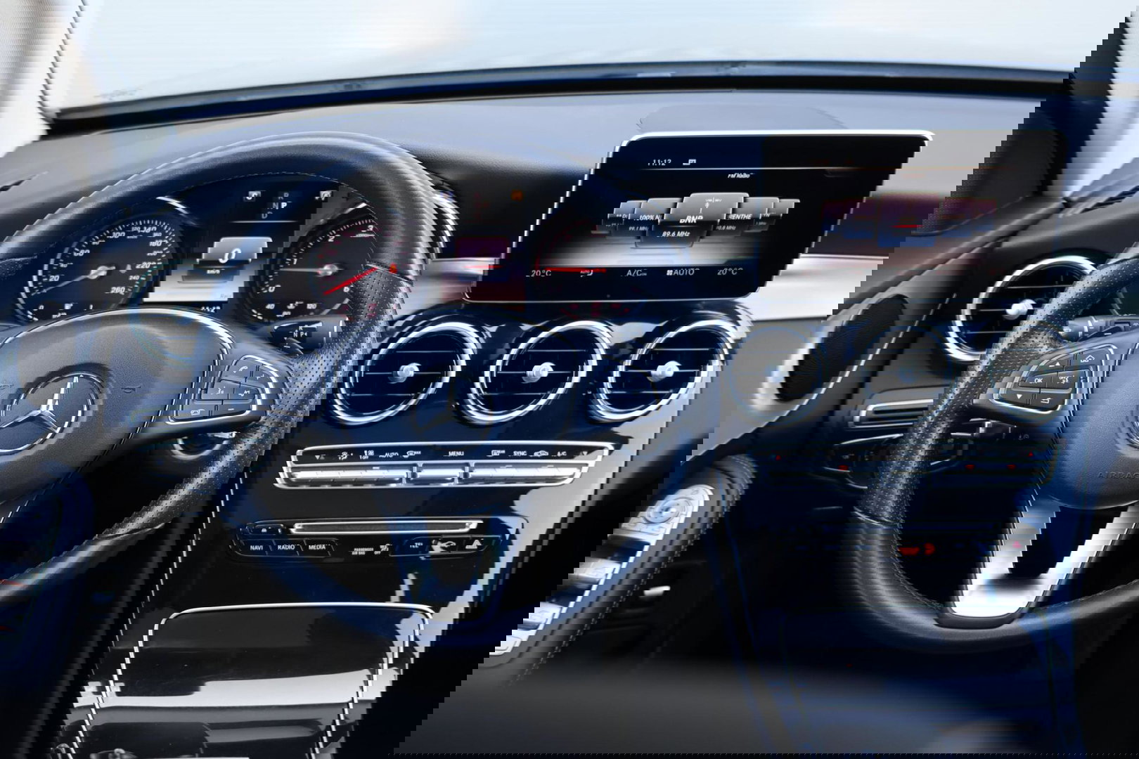 Mercedes-Benz C-Klasse Estate 220 CDI Premium Plus / Panoramadak / Elek. Trekhaak / Dealer onderhouden / BTW Auto