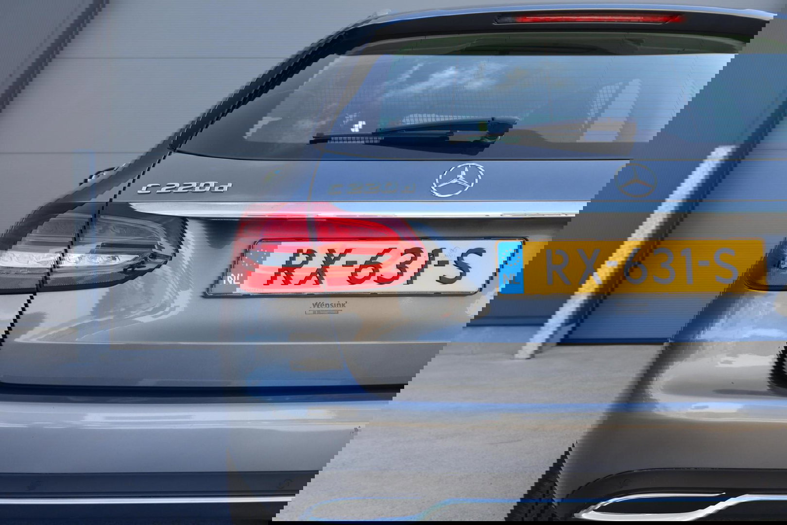 Mercedes-Benz C-Klasse Estate 220 CDI Premium Plus / Panoramadak / Elek. Trekhaak / Dealer onderhouden / BTW Auto