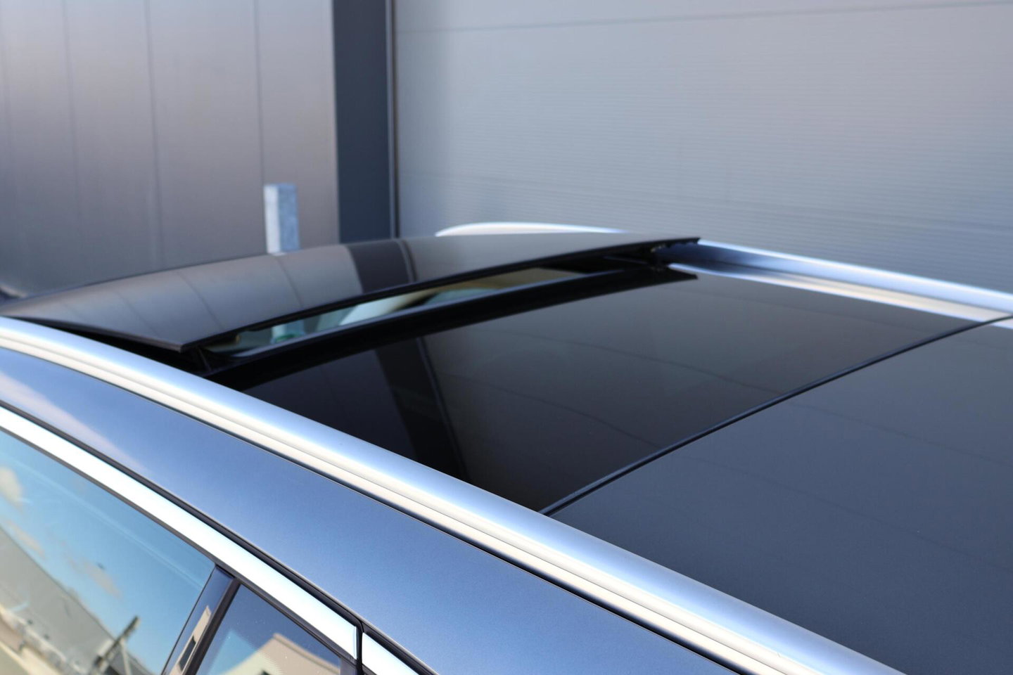 Mercedes-Benz C-Klasse Estate 220 CDI Premium Plus / Panoramadak / Elek. Trekhaak / Dealer onderhouden / BTW Auto