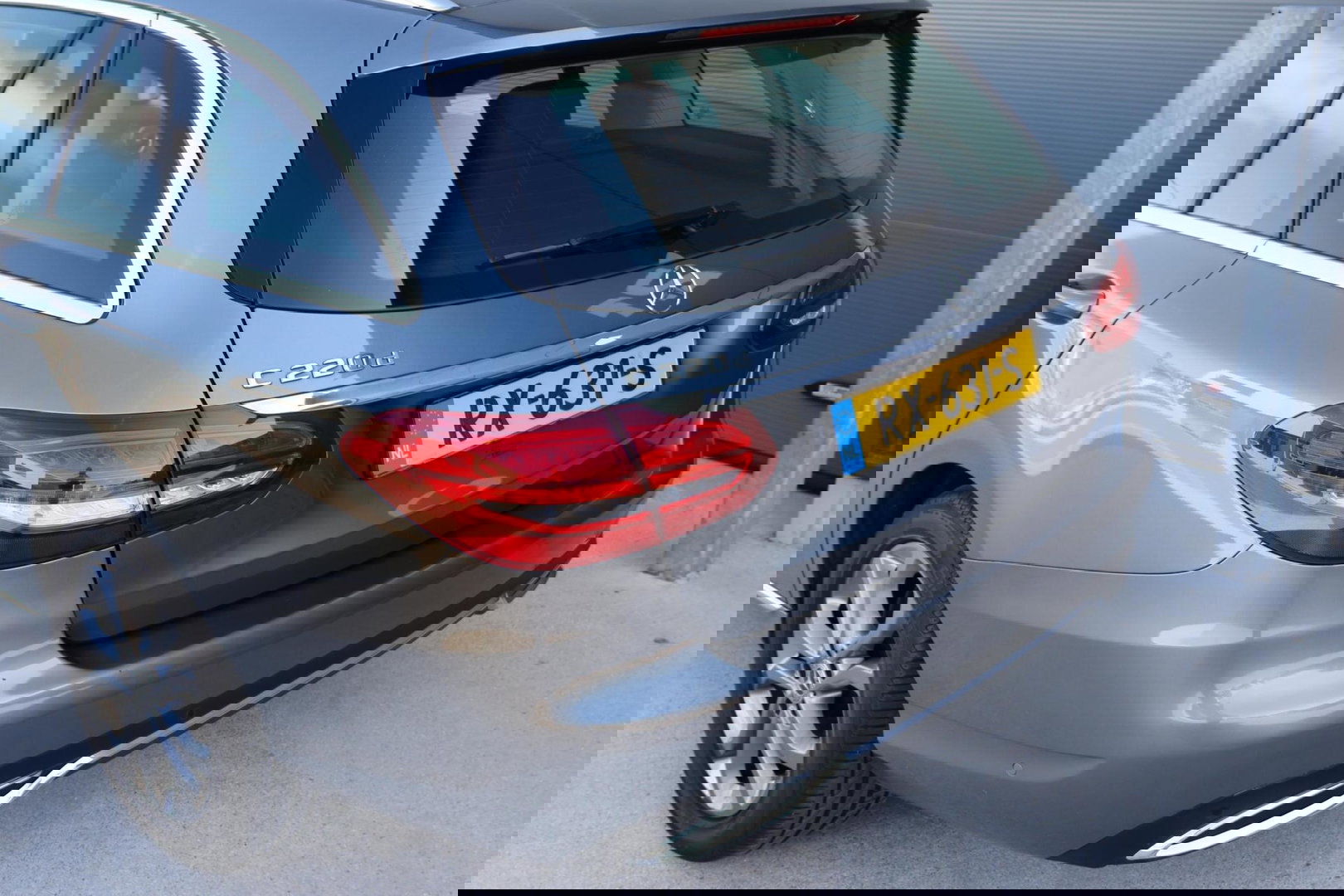 Mercedes-Benz C-Klasse Estate 220 CDI Premium Plus / Panoramadak / Elek. Trekhaak / Dealer onderhouden / BTW Auto