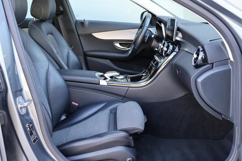 Mercedes-Benz C-Klasse Estate 220 CDI Premium Plus / Panoramadak / Elek. Trekhaak / Dealer onderhouden / BTW Auto