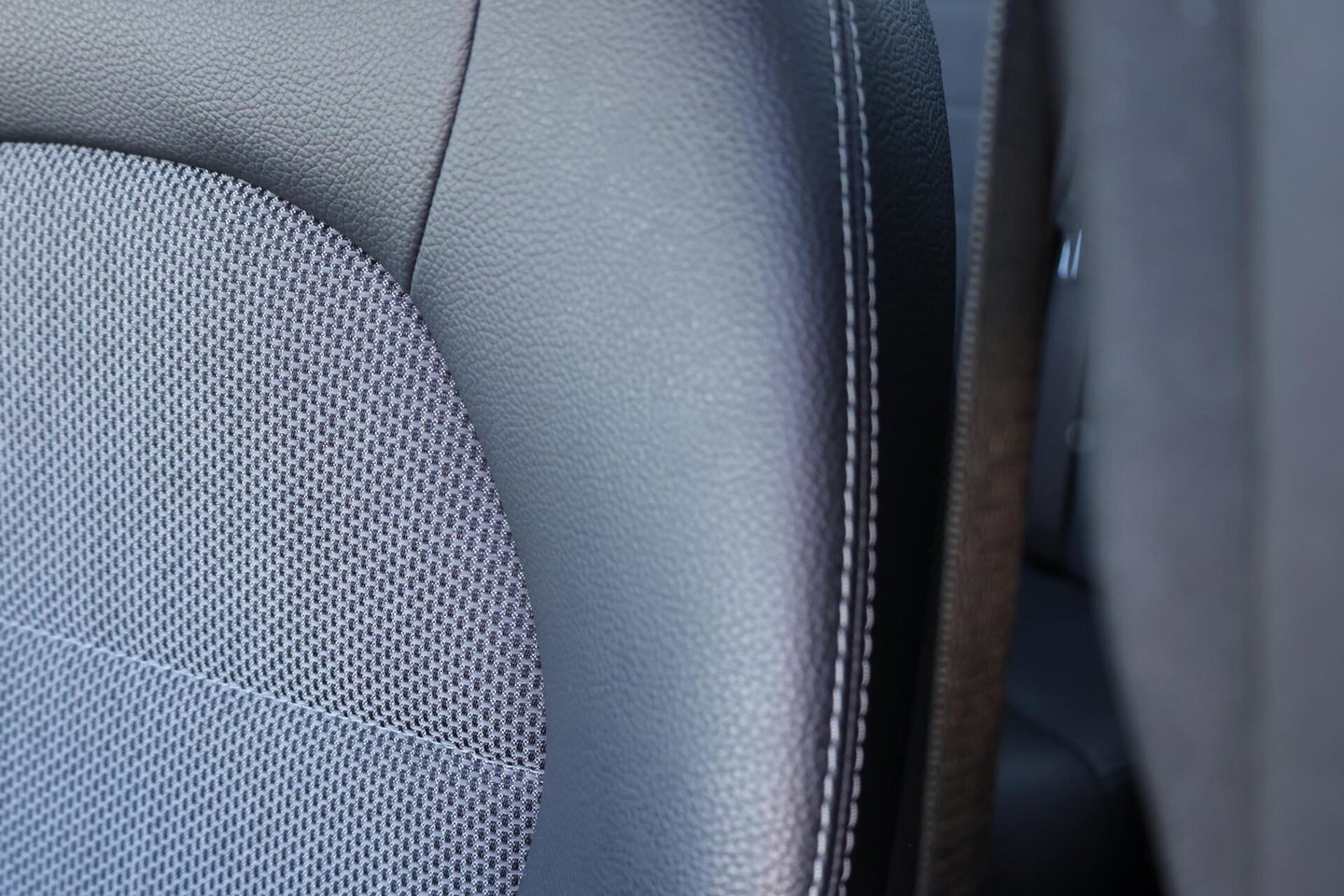 Mercedes-Benz C-Klasse Estate 220 CDI Premium Plus / Panoramadak / Elek. Trekhaak / Dealer onderhouden / BTW Auto