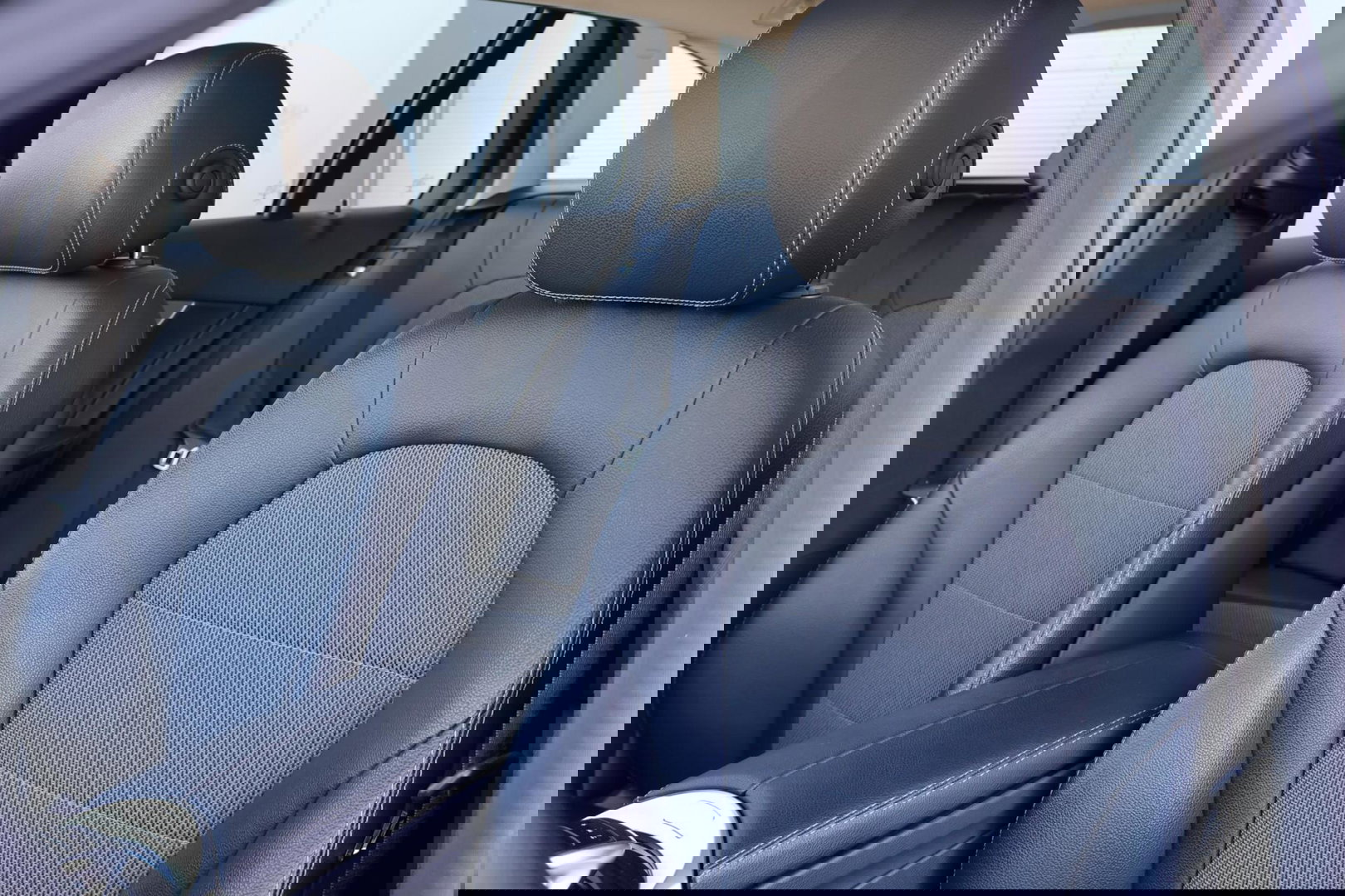 Mercedes-Benz C-Klasse Estate 220 CDI Premium Plus / Panoramadak / Elek. Trekhaak / Dealer onderhouden / BTW Auto