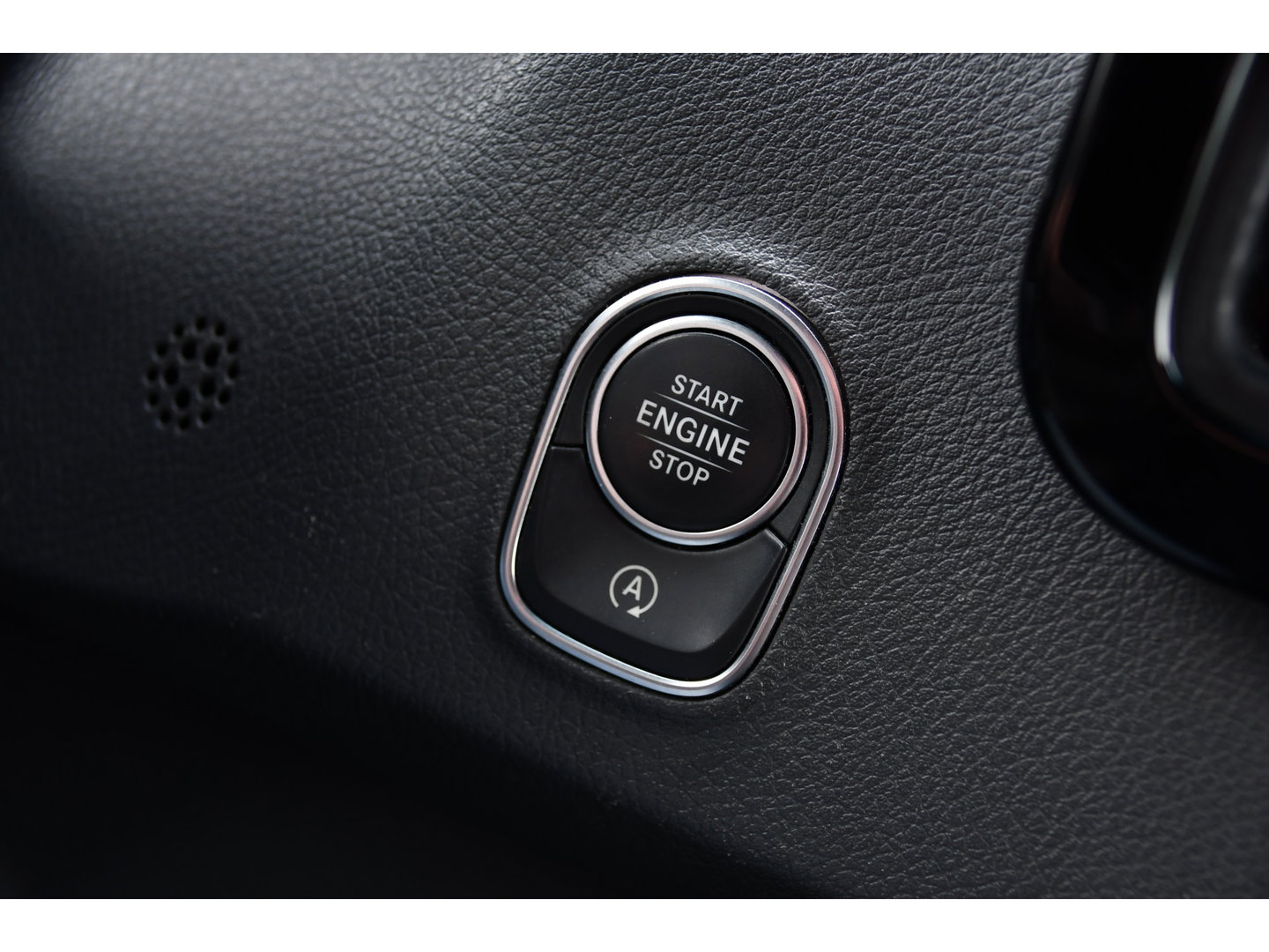 Mercedes-Benz Sprinter 319 V6 3.0 CDI L2H1 DC PB Edition Cruise, Camera, Carplay, 10,5'' Mbux, LED, Leder, Memorie, Trekhaak, 5 Zits, Uniek!