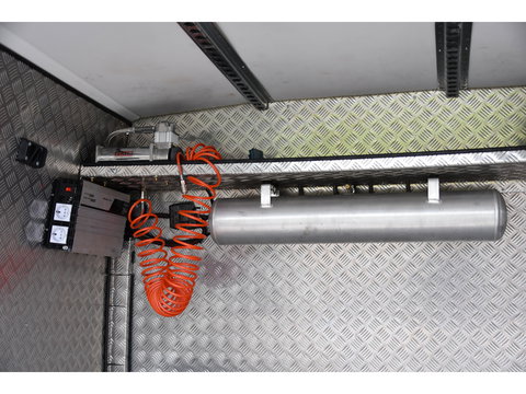 Mercedes-Benz Sprinter 319 V6 3.0 CDI L2H1 DC PB Edition Cruise, Camera, Carplay, 10,5'' Mbux, LED, Leder, Memorie, Trekhaak, 5 Zits, Uniek!