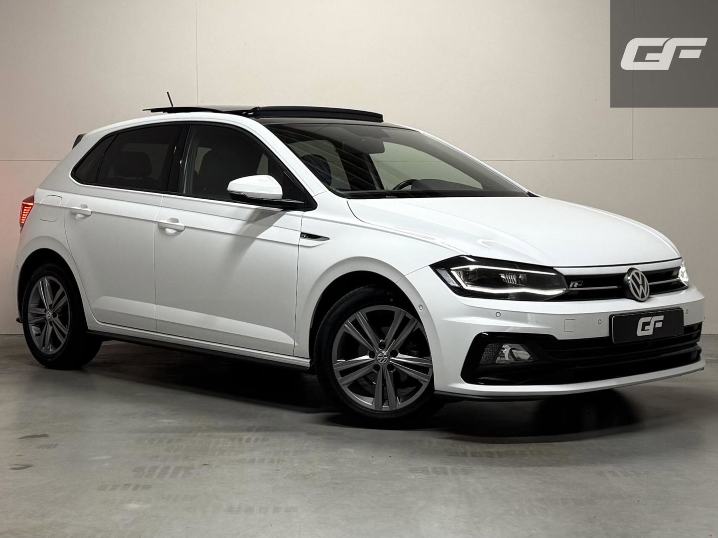Volkswagen Polo 1.0 TSI R-Line Pano Virtual DSG CarPlay NAP