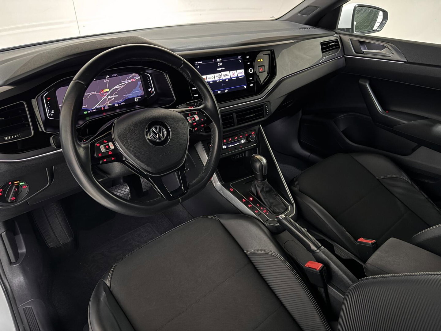 Volkswagen Polo 1.0 TSI R-Line Pano Virtual DSG CarPlay NAP