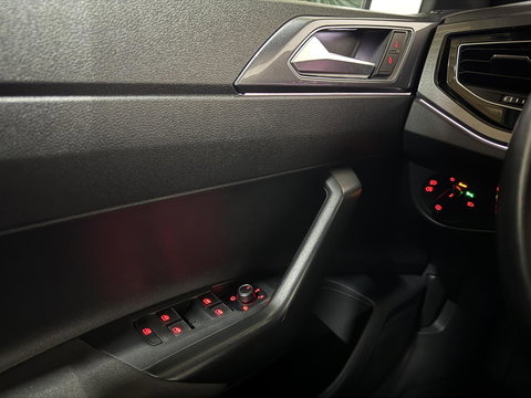 Volkswagen Polo 1.0 TSI R-Line Pano Virtual DSG CarPlay NAP