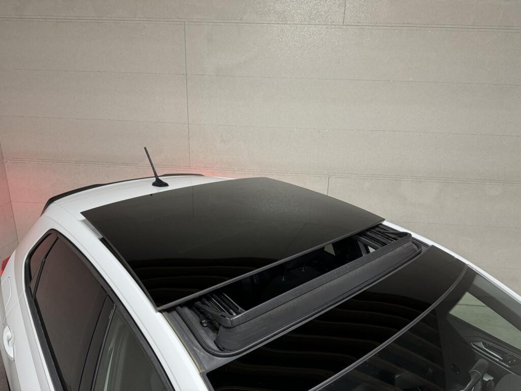 Volkswagen Polo 1.0 TSI R-Line Pano Virtual DSG CarPlay NAP