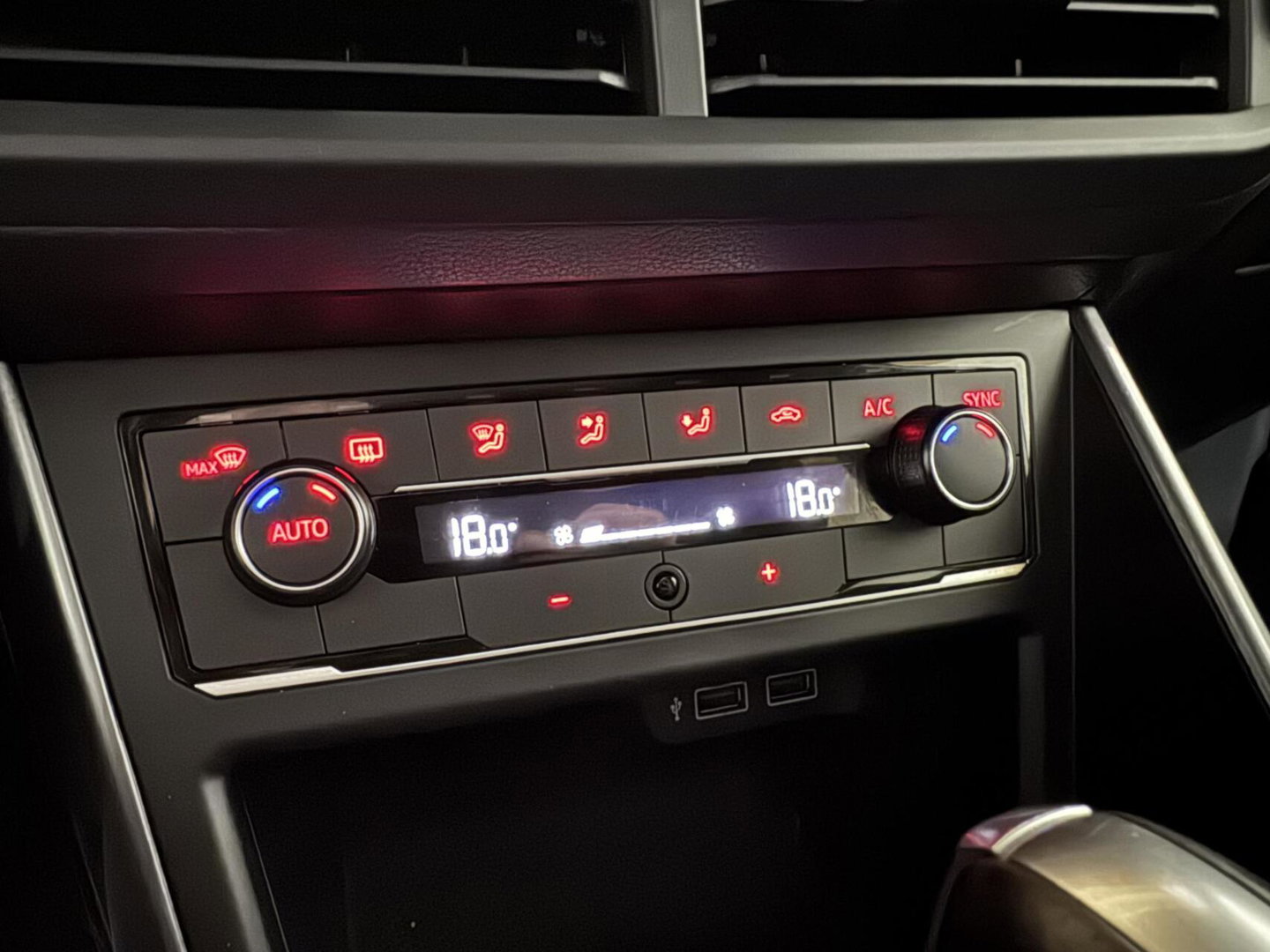 Volkswagen Polo 1.0 TSI R-Line Pano Virtual DSG CarPlay NAP