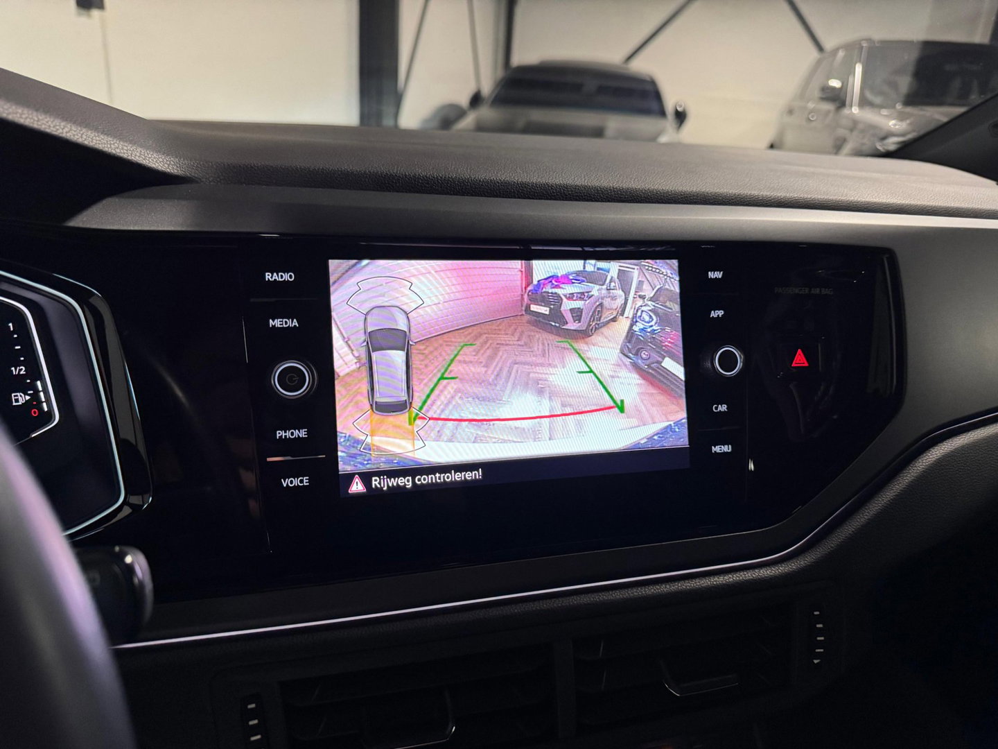 Volkswagen Taigo 1.5 TSI 3x R-Line PANO KEYLESS VOL'