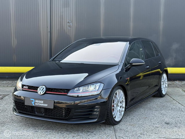 Volkswagen Golf - 2.0 TSI GTI Performance AUTOMAAT | ACC |