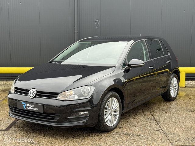 Volkswagen Golf - 1.2 TSI CUP Edition NAVI | STOELVERWARMING