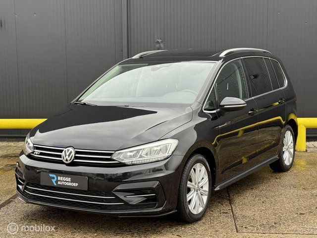 Volkswagen Touran - 2.0 TDI DSG R-Line PANODAK | TREKHAAK |