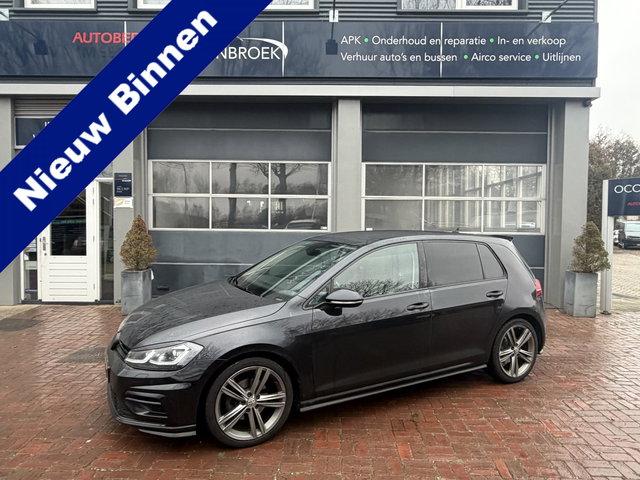 Volkswagen Golf - 1.5 TSI Highline Business R ACT PANO DigiDash R Line Stage 1+