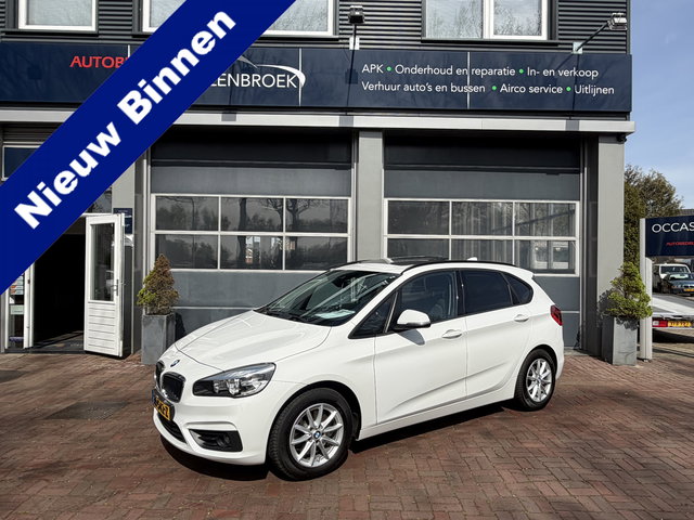 BMW 2 Serie - Active Tourer 218i Luxury Automaat,16inch,Schuifdak,Clima,Navi,Cruise,Trekhaak Hoge Zit Dealer onderhouden 140pk