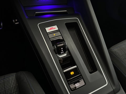 Volkswagen Golf 1.4 eHybrid GTE Pano|Keyless|IQ|Sfeer|In.BTW